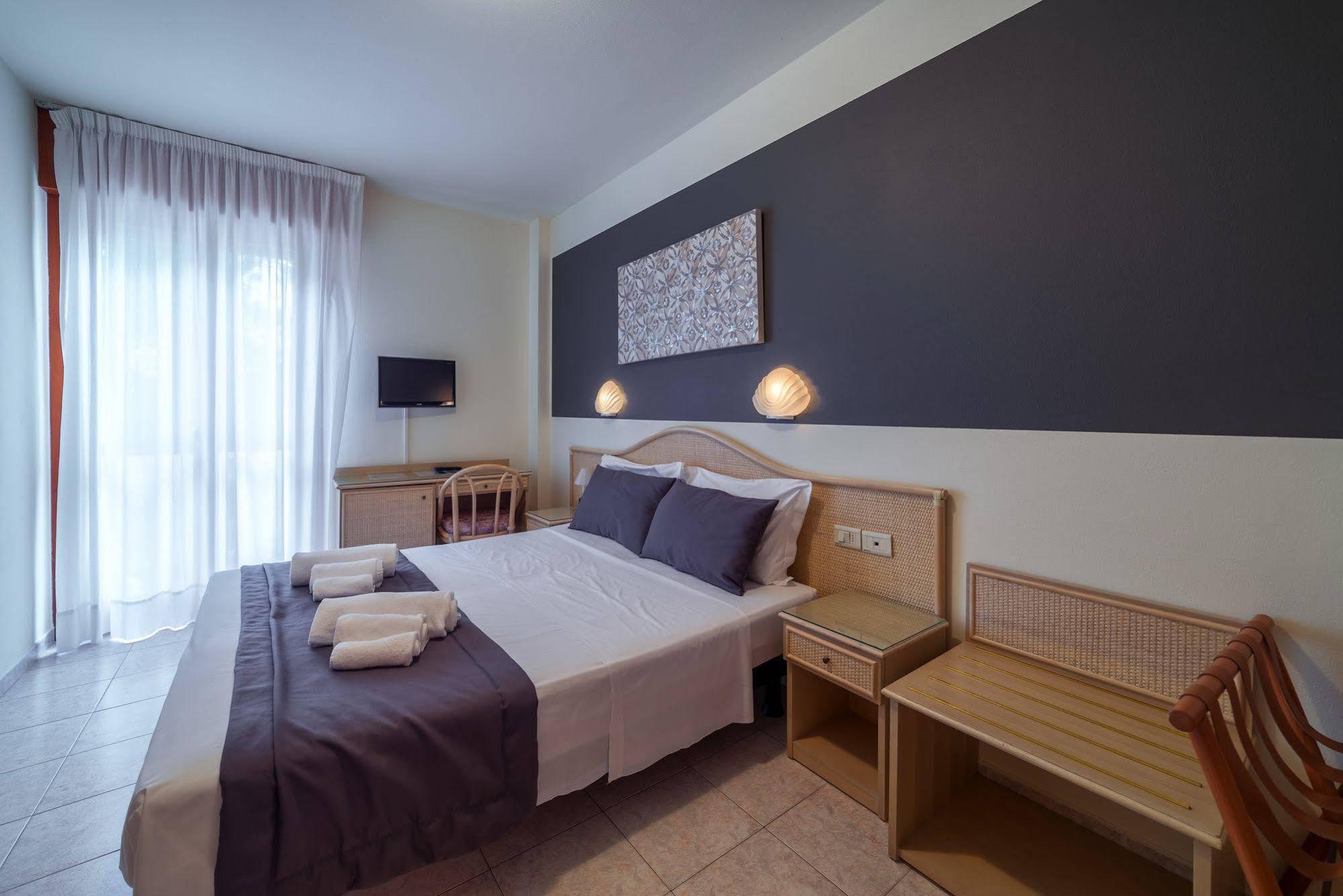 Hotel Airone